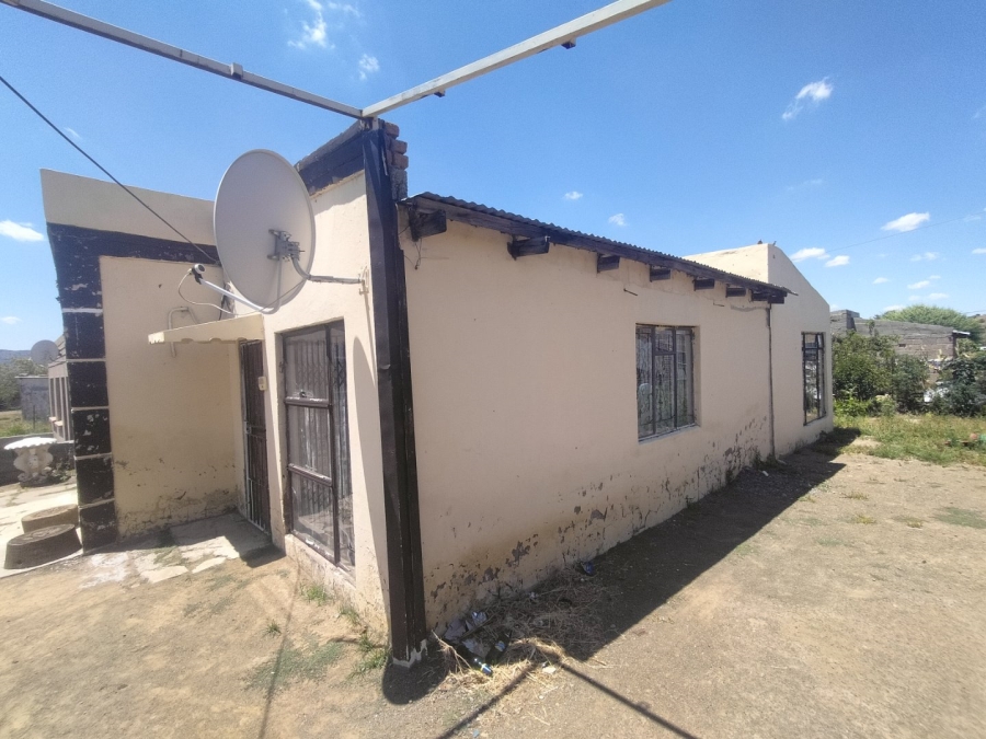 3 Bedroom Property for Sale in Motse Papiki Moilwa Free State